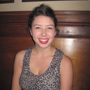 Meet your Posher, Danielle